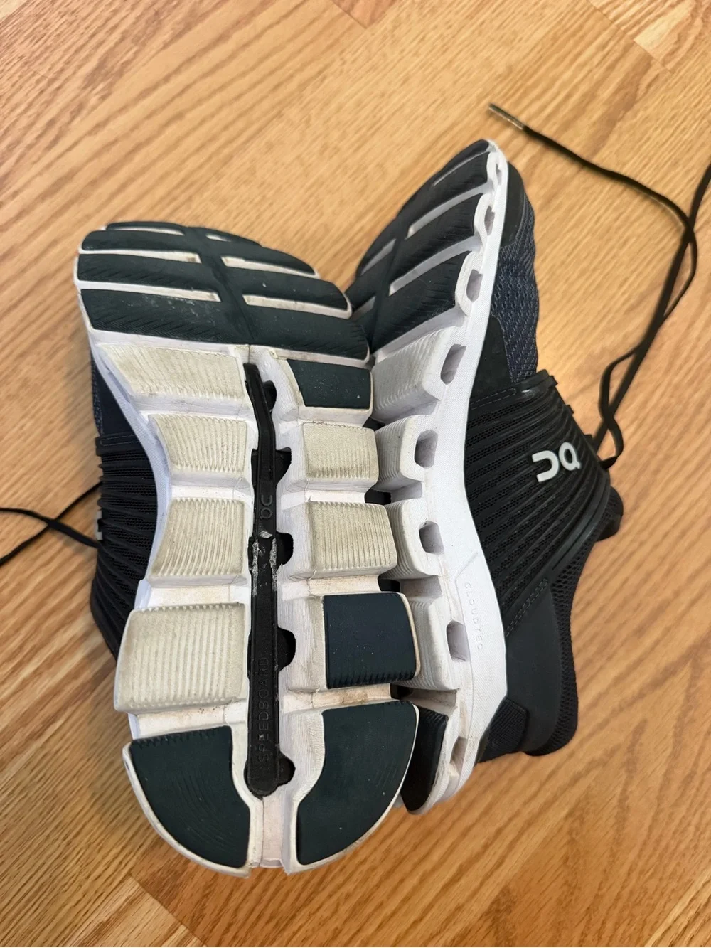 On Running Running women Black Cloud Sneakers